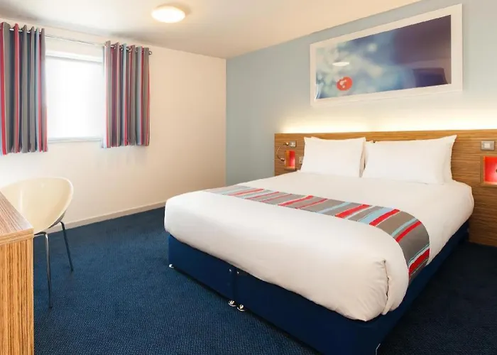 Travelodge Hotel 3*